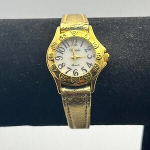 Gold xanadu watch fully functional